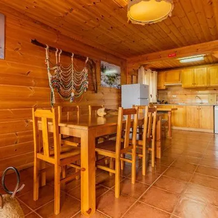 Chale Estrelas * Penhas da Saúde