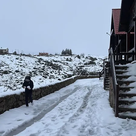 Chale Estrelas Penhas da Saúde