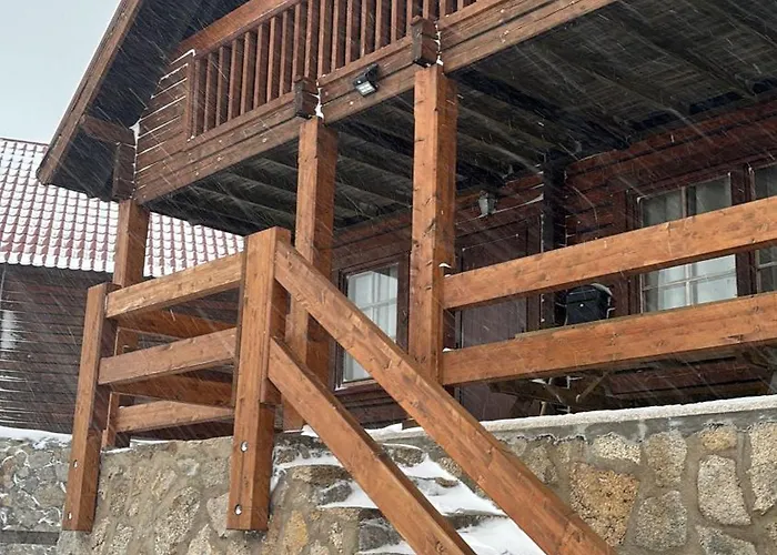 Chale Estrelas Penhas da Saúde